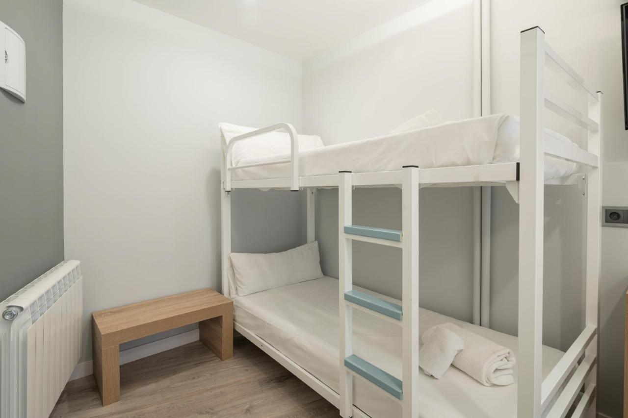 Albergue Alda Pilgrim Ponferrada Esterno foto