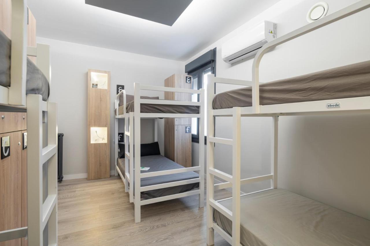 Albergue Alda Pilgrim Ponferrada Esterno foto
