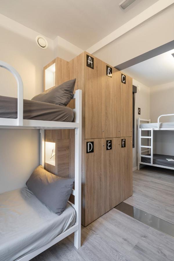 Albergue Alda Pilgrim Ponferrada Esterno foto