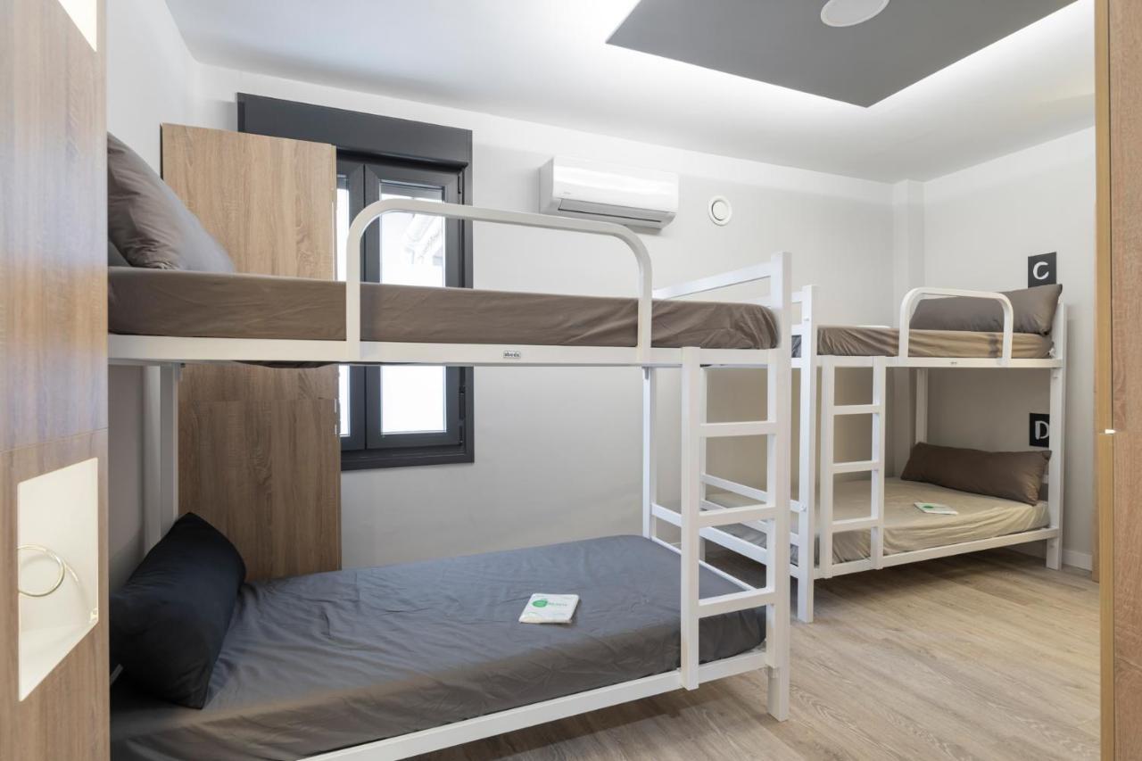 Albergue Alda Pilgrim Ponferrada Esterno foto